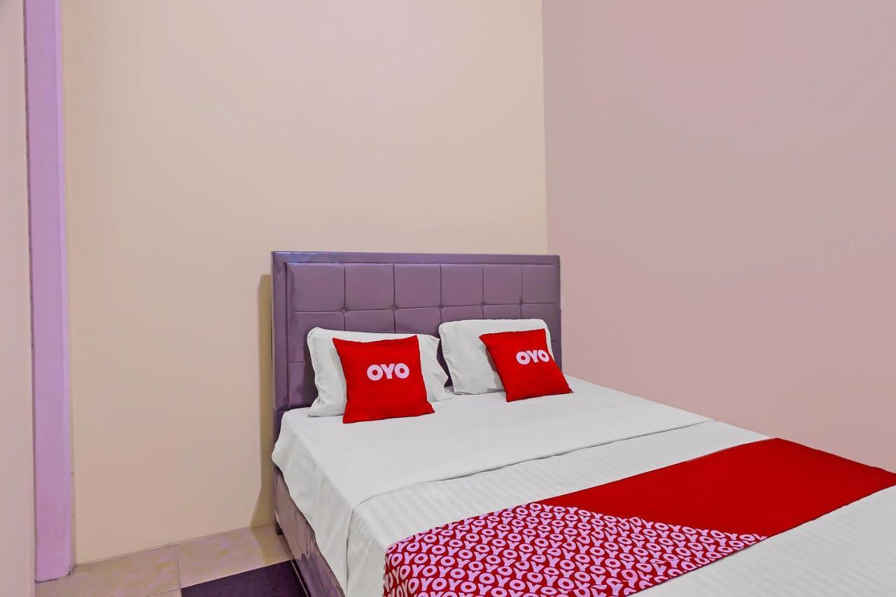 Oyo 92687 Alnindo Makaliwe Ξενοδοχείο Τζακάρτα Εξωτερικό φωτογραφία